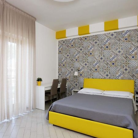Guest House Le Tre Isole Sorrento Luaran gambar